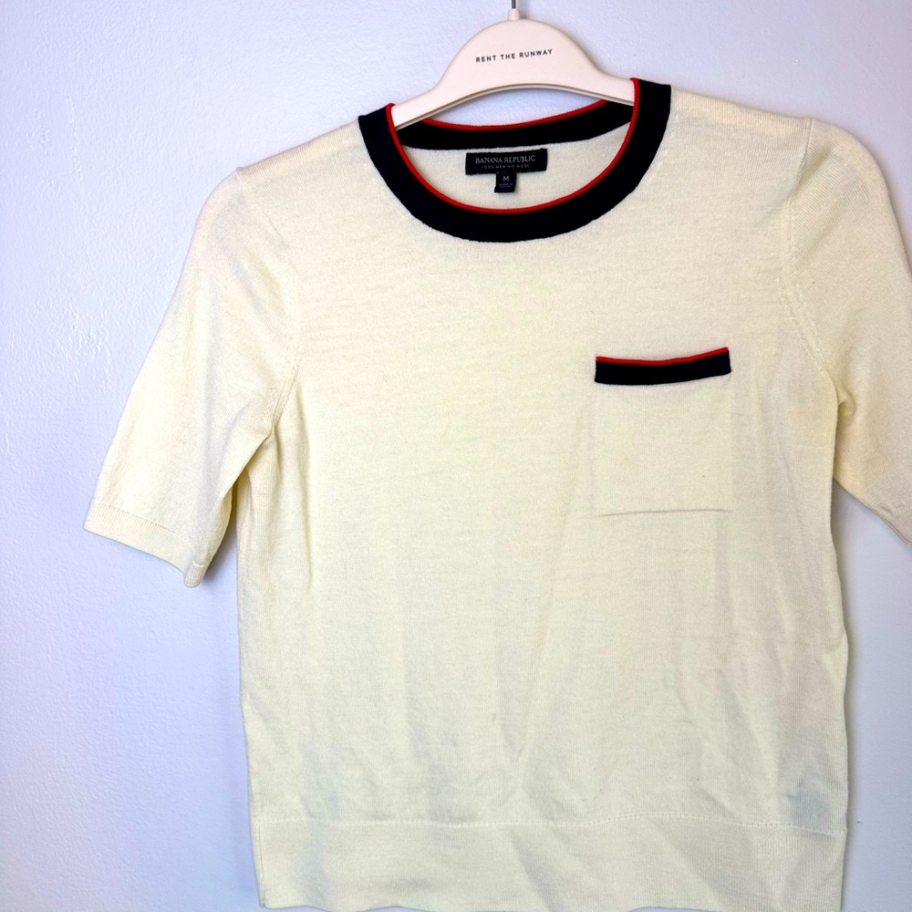 Banana Republic Cream Sweater Merino Wool - Picture 3 of 4